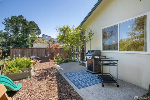 Exterior - 1484 Crespi Rd, Pacifica, CA 94044 photo 15 of 21