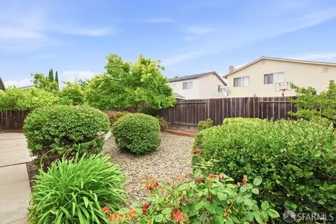 Exterior - 613 Parvin Dr, Milpitas, CA 95035 photo 5 of 8