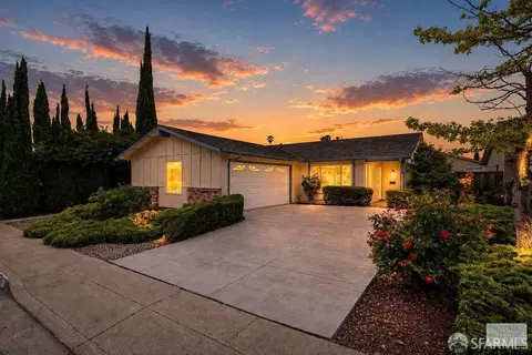 613 Parvin Dr, Milpitas, CA 95035