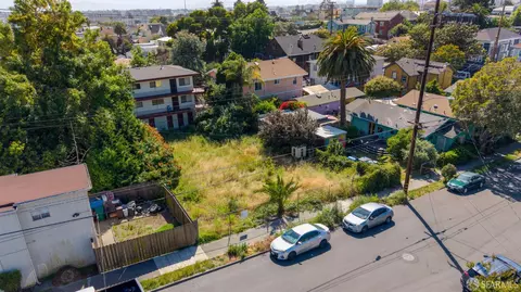 1127 E 20th St, Oakland, CA 94606 photo 3