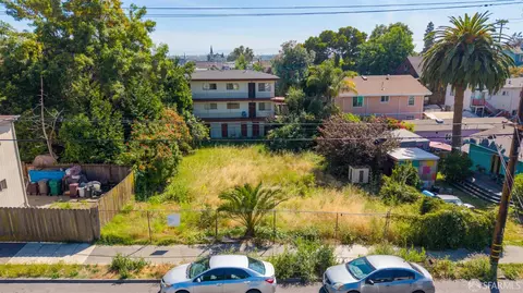 1127 E 20th St, Oakland, CA 94606 photo 2