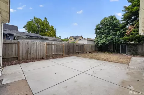 Exterior - 715 Mariposa Ave, Rodeo, CA 94572 photo 2 of 5