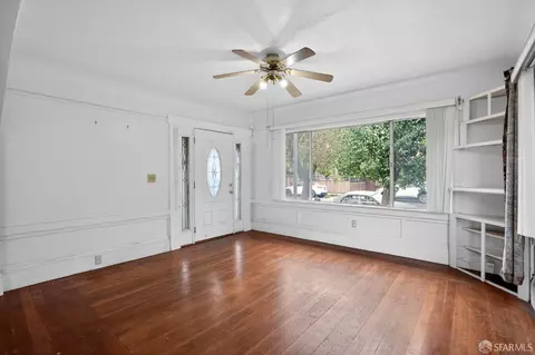 Living - 715 Mariposa Ave, Rodeo, CA 94572 photo 3 of 4