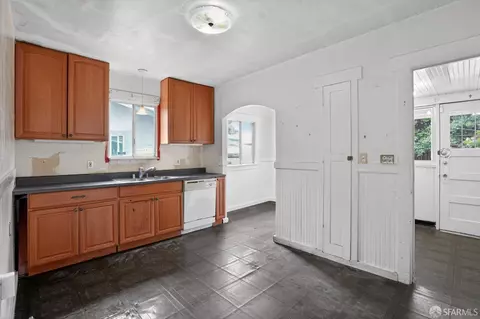 Kitchen - 715 Mariposa Ave, Rodeo, CA 94572 photo 1 of 2