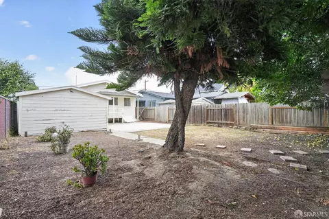 Exterior - 715 Mariposa Ave, Rodeo, CA 94572 photo 4 of 5