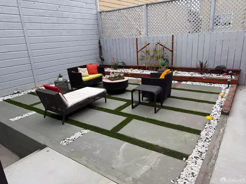 Exterior - 522 26th Ave, San Francisco, CA 94121 photo 4 of 4
