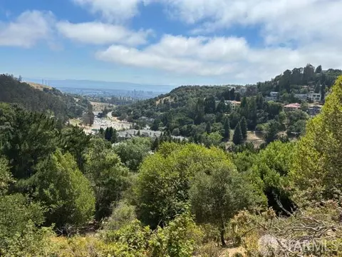 2247 Tunnel Rd, Oakland, CA 94611