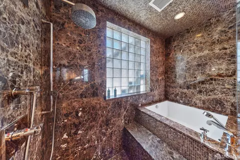 Bath - 720 Clementina St, San Francisco, CA 94103 photo 5 of 6