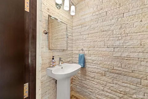 Bath - 720 Clementina St, San Francisco, CA 94103 photo 1 of 6