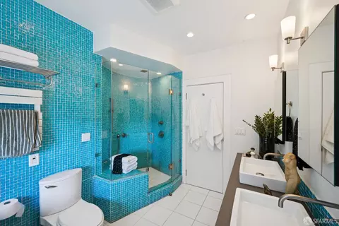 Bath - 629 29th Ave, San Francisco, CA 94121 photo 2 of 7