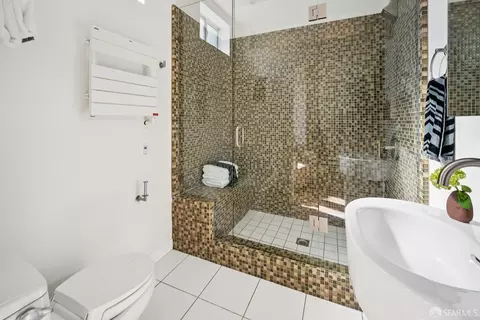 Bath - 629 29th Ave, San Francisco, CA 94121 photo 5 of 7