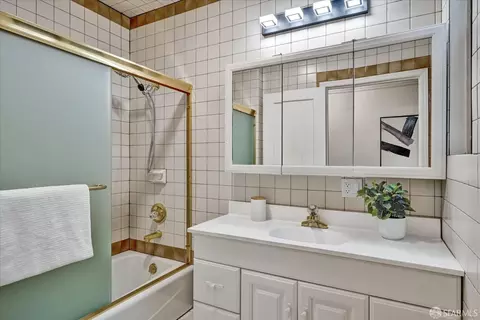 Bath - 1663 23rd Ave, San Francisco, CA 94122 photo 2 of 3