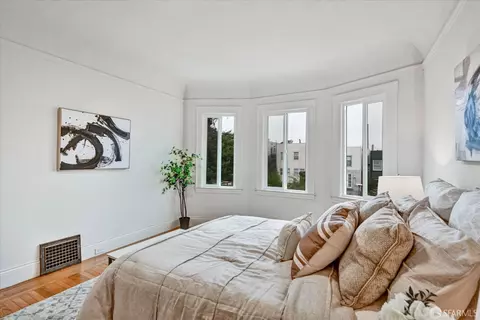 Bedroom - 1663 23rd Ave, San Francisco, CA 94122 photo 2 of 11