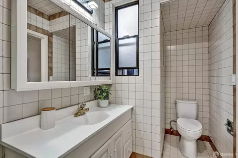 Bath - 1663 23rd Ave, San Francisco, CA 94122 photo 1 of 3