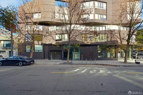 400 Grove St #305, San Francisco, CA 94102