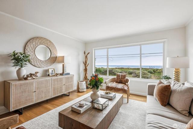 2090 Great Hwy #103, San Francisco, CA 94116