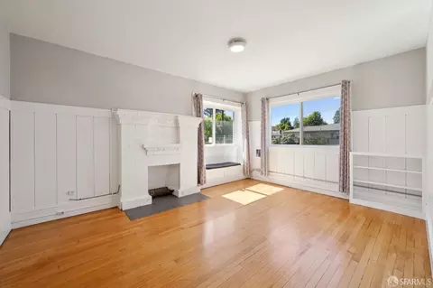 Living - 2732 Parker St, Berkeley, CA 94704 photo 3 of 5