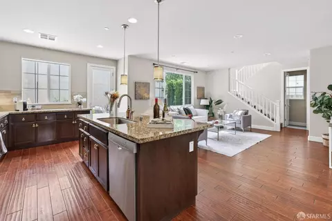 Entry Way - 360 Gerald Cir, Milpitas, CA 95035 photo 3 of 5