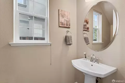 Entry Way - 360 Gerald Cir, Milpitas, CA 95035 photo 5 of 5