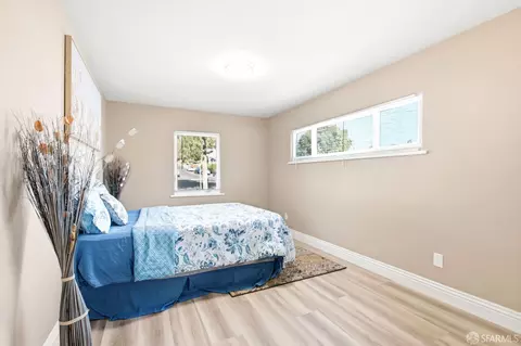 Bedroom - 3016 Estates Ave, Pinole, CA 94564 photo 5 of 7
