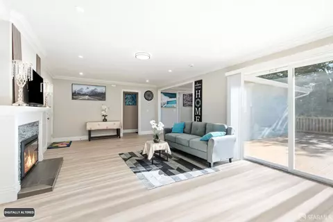 Living - 3016 Estates Ave, Pinole, CA 94564 photo 2 of 3