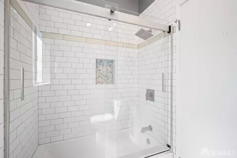 Bath - 1701 47th Ave, Capitola, CA 95010 photo 4 of 5