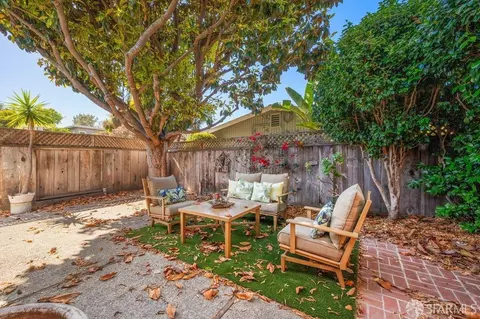 Exterior - 1701 47th Ave, Capitola, CA 95010 photo 6 of 8