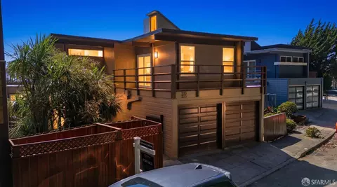 333 Crestmont Dr, San Francisco, CA 94131