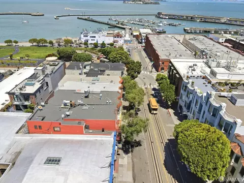 View/Area - 2735 Hyde St, San Francisco, CA 94109 photo 2 of 2