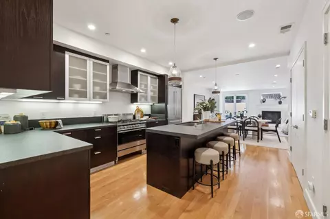 942 S Van Ness Ave, San Francisco, CA 94110