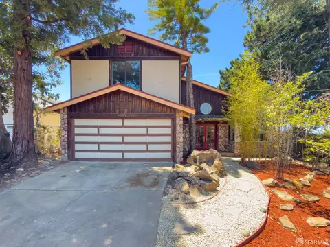 8665 Seneca St, Oakland, CA 94605