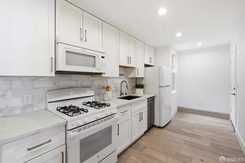 Kitchen - 46 Bruce Ave, San Francisco, CA 94112 photo 6 of 7