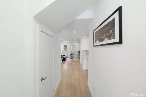Entry Way - 46 Bruce Ave, San Francisco, CA 94112 photo 3 of 7