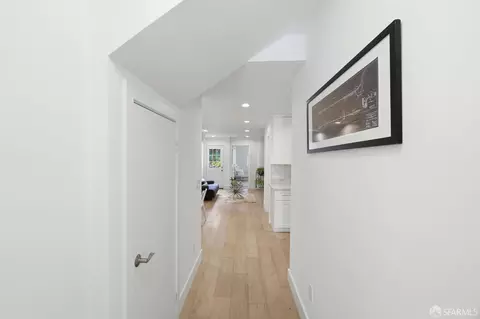 Entry Way - 46 Bruce Ave, San Francisco, CA 94112 photo 3 of 6