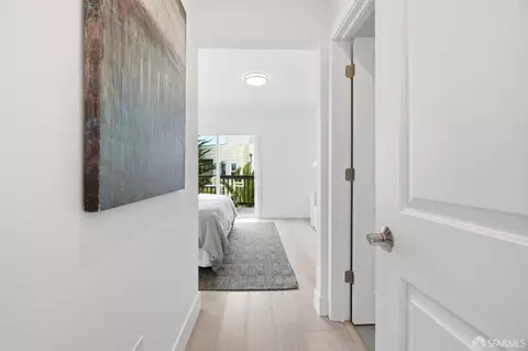 Entry Way - 46 Bruce Ave, San Francisco, CA 94112 photo 6 of 7