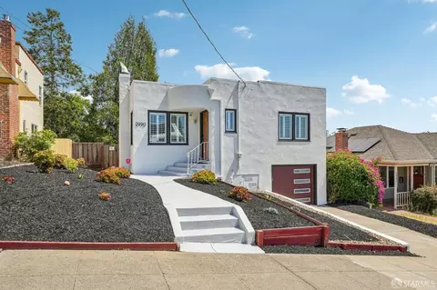2990 Barrett St, Oakland, CA 94605