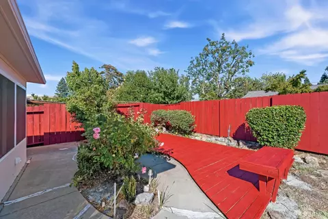 3948 Majestic Dr, Concord, CA 94519