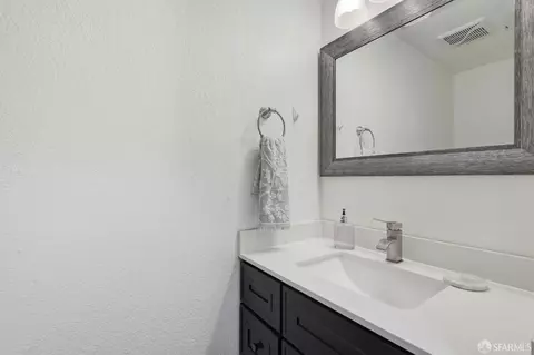 Bath - 14404 Seagate Dr, San Leandro, CA 94577 photo 3 of 4