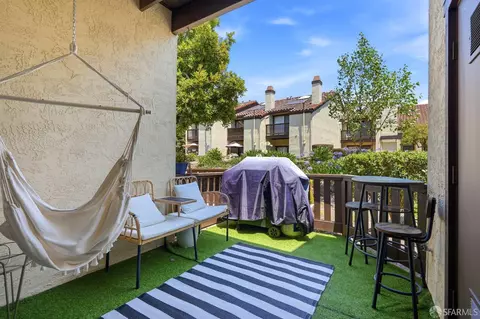 Exterior - 14404 Seagate Dr, San Leandro, CA 94577 photo 5 of 11