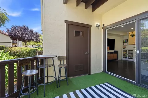 Exterior - 14404 Seagate Dr, San Leandro, CA 94577 photo 6 of 11