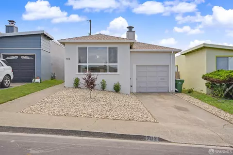 702 Skyline Dr, Daly City, CA 94015