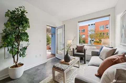555 Bartlett St #224, San Francisco, CA 94110