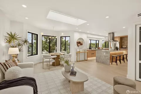 Living - 3185 Cesar Chavez St #2, San Francisco, CA 94110 photo 4 of 4