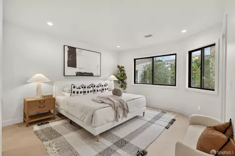 Bedroom - 3185 Cesar Chavez St #2, San Francisco, CA 94110 photo 1 of 6