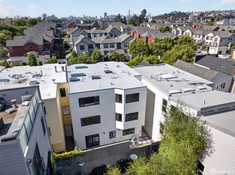View/Area - 3185 Cesar Chavez St #2, San Francisco, CA 94110 photo 3 of 5