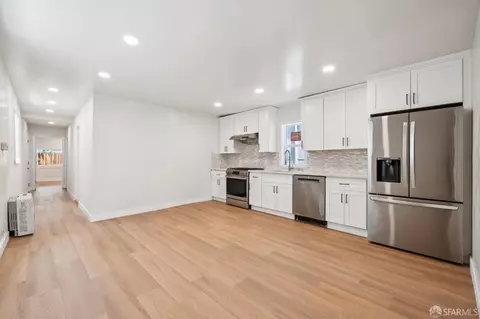 Entry Way - 1225 Campbell St, Oakland, CA 94607 photo 4 of 4