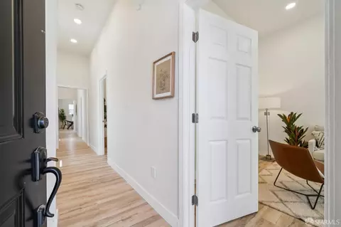 Entry Way - 1225 Campbell St, Oakland, CA 94607 photo 2 of 4