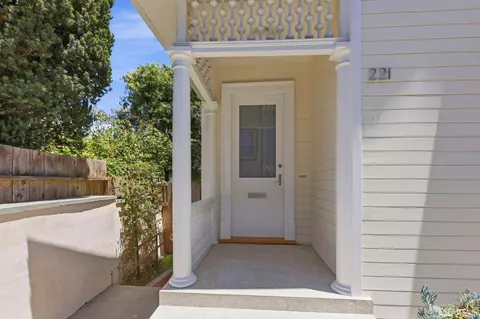 221 Danvers St, San Francisco, CA 94114