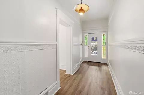 Entry Way - 369 Frederick St, San Francisco, CA 94117 photo 1 of 2