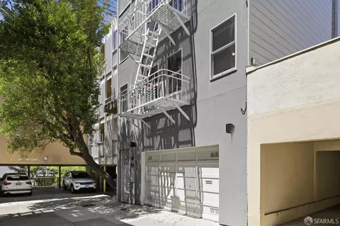 44 San Antonio Pl, San Francisco, CA 94133